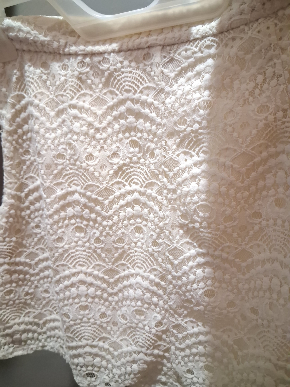 Forever 21 Cream Lace Skirt
